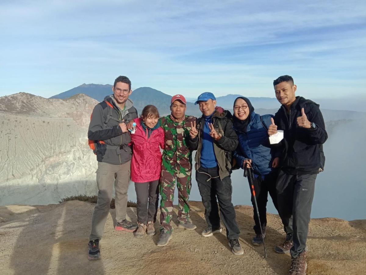 Thalia Homestay & Ijen Bromo Tour بانيووانجى المظهر الخارجي الصورة