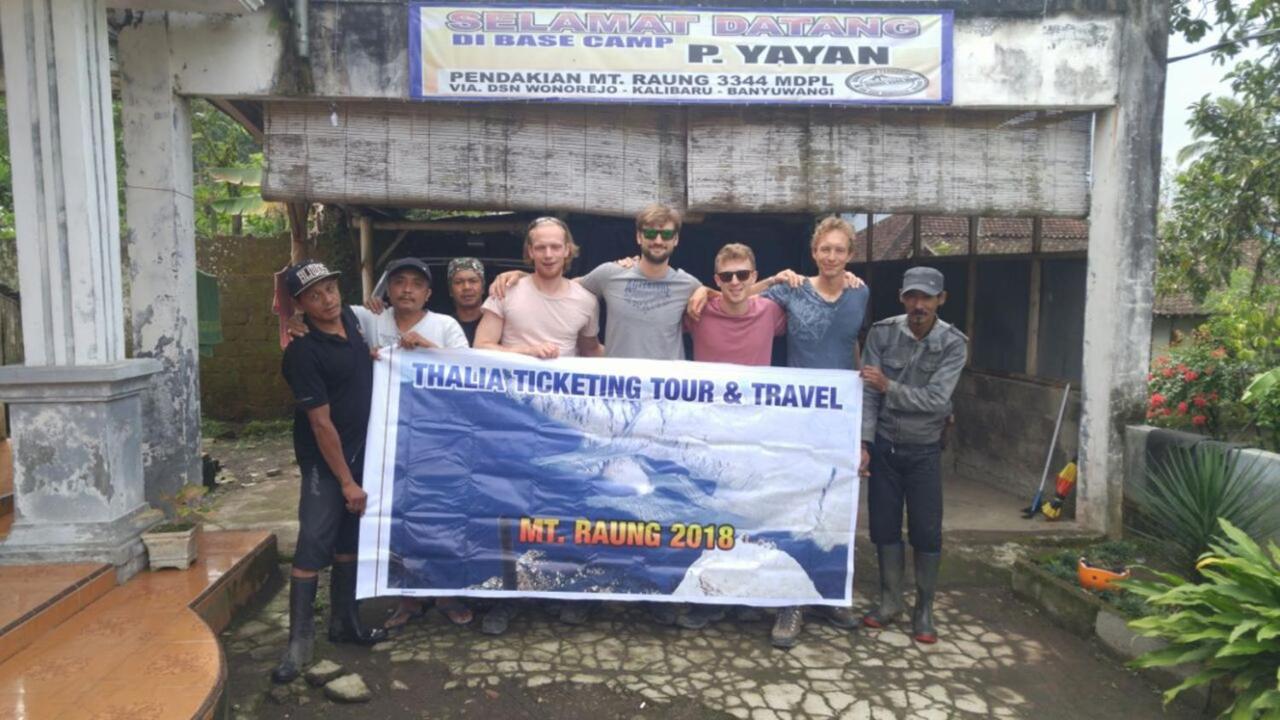 Thalia Homestay & Ijen Bromo Tour بانيووانجى المظهر الخارجي الصورة