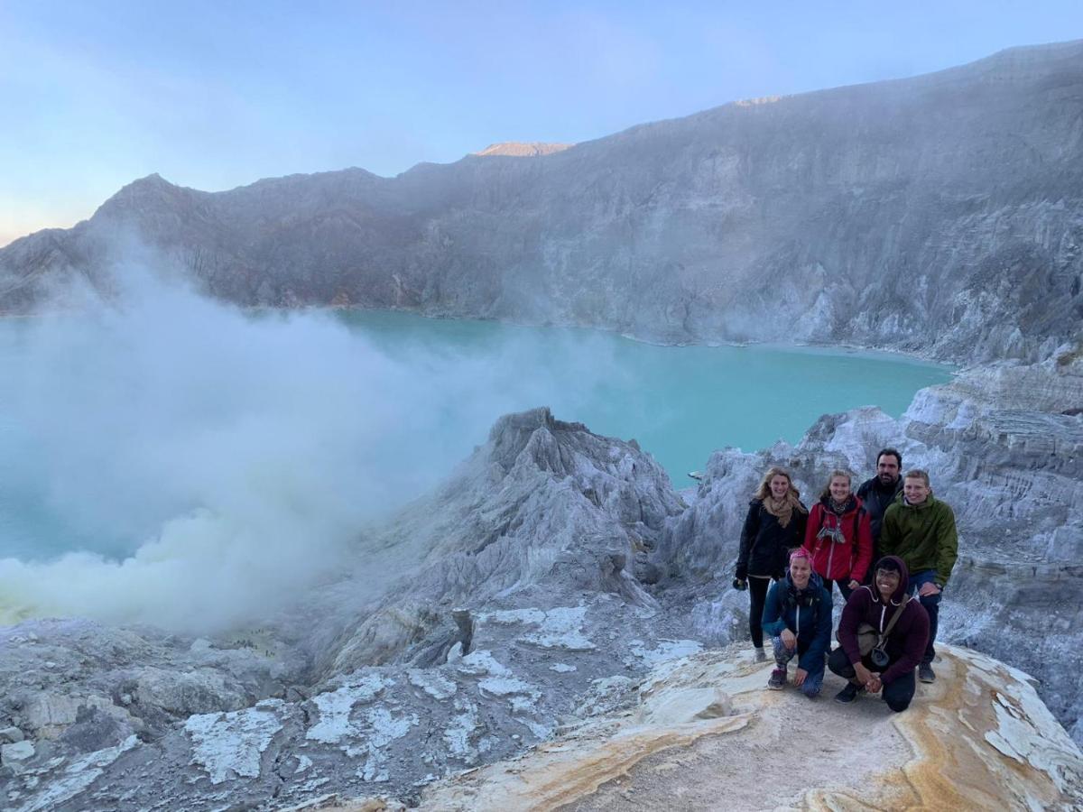 Thalia Homestay & Ijen Bromo Tour بانيووانجى المظهر الخارجي الصورة